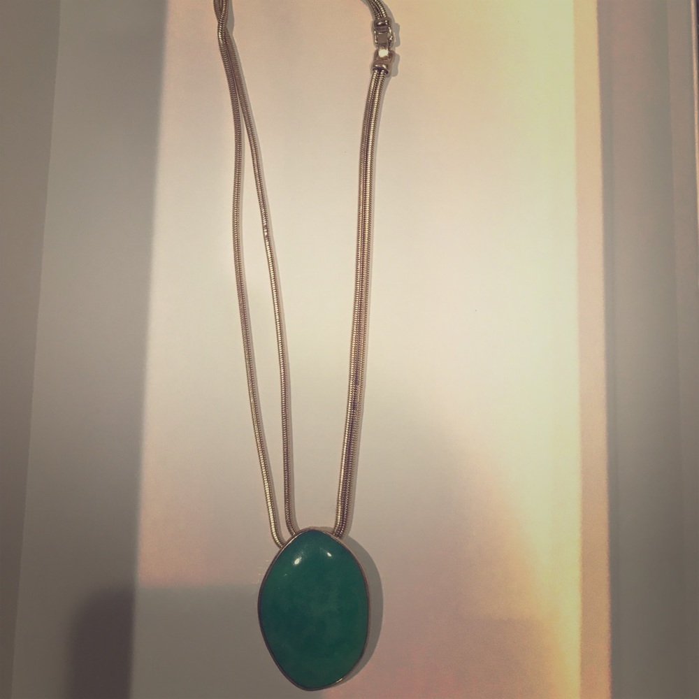 Stella and dot necklace